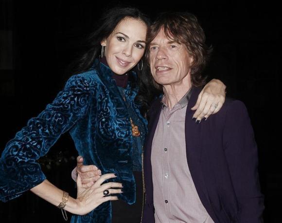 Nhà thiết kế danh tiếng L'Wren Scott treo cổ