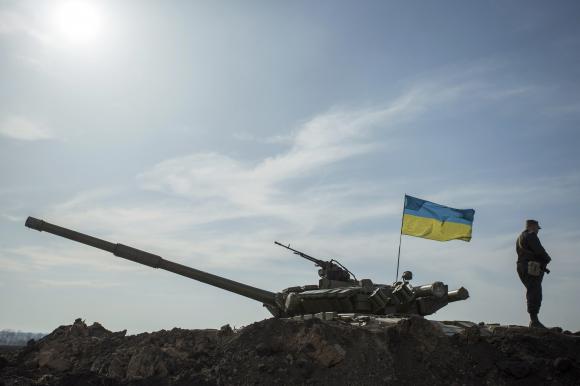Cơ quan an ninh của Mỹ v&agrave; ch&acirc;u &Acirc;u ước t&iacute;nh Nga đ&atilde; triển khai 30.000 binh sĩ ở bi&ecirc;n giới Ukraine. Ảnh: Reuters