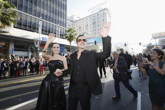 Brad Pitt xin lệnh cấm chống kẻ đấm mình
