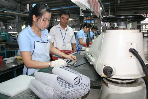 Điều chỉnh mức lương tối thiểu vùng ở mức cao hơn