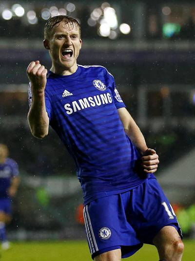 Andre Schurrlw chứng tỏ được gi&aacute; trị trong mắt HLV Mourinho