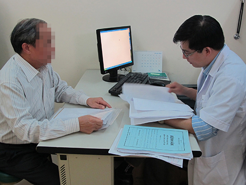 Ăn “thả phanh” dễ nhập viện!