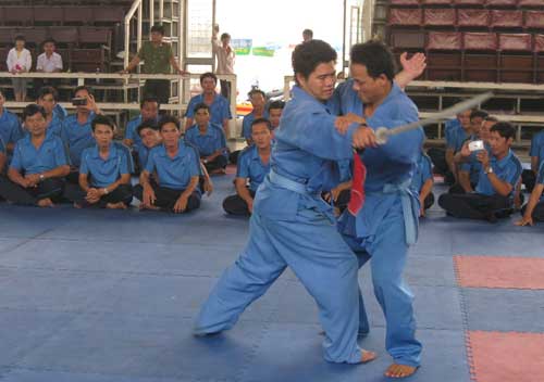 “Hiệp sĩ” luyện võ