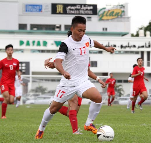 Tuấn Tài lập cú đúp, U19 VN vùi dập đàn anh Singapore