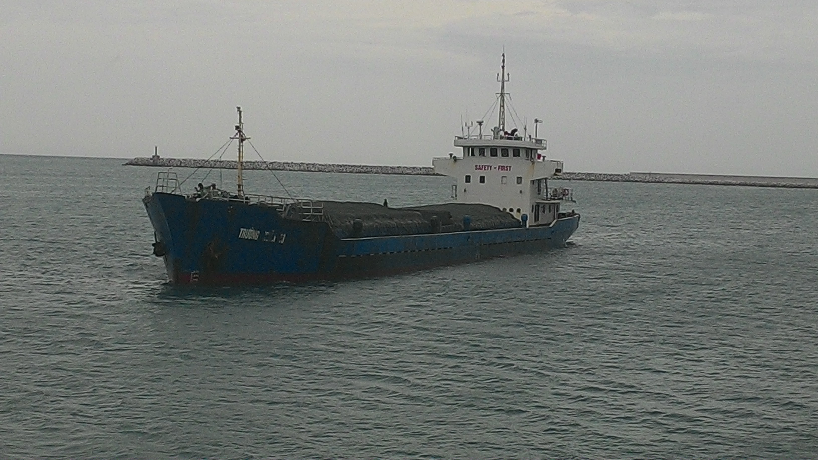 Tàu Trường Xuân 18