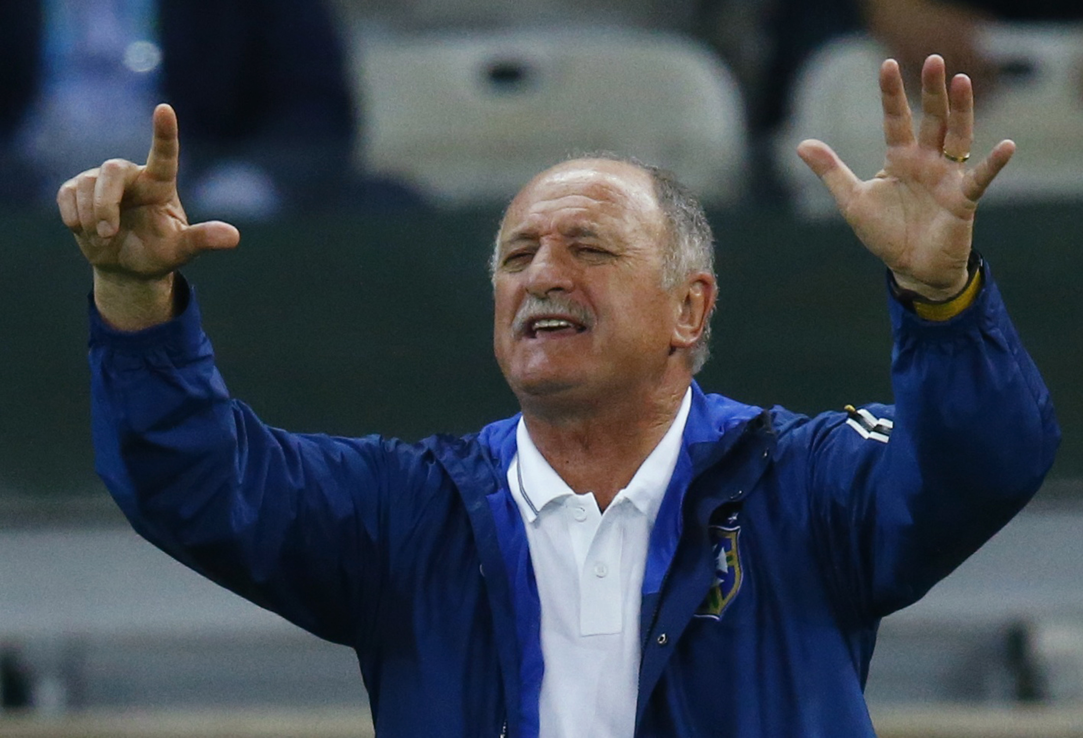 HLV Scolari: Đây là ngày tồi tệ nhất đời tôi!
