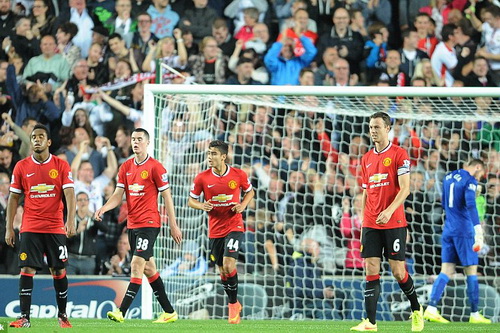 Man United cúi đầu rời Cúp Liên đoàn Anh