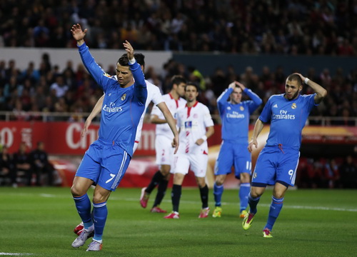 Ronaldo có bàn mở tỉ số nhưng bỏ lỡ nhiều cơ hội trong trận