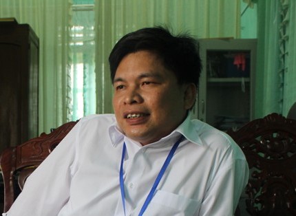 Yêu cầu trường trả lại giáo viên số tiền "mua quà cho xã"