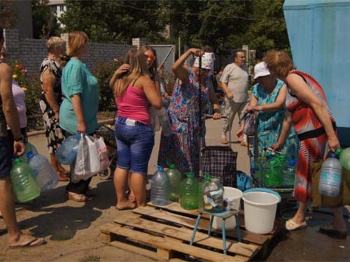 Miền Đông Ukraine đối mặt khủng hoảng nhân đạo