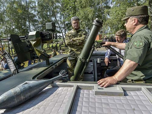 Ukraine sắp hết tiền đánh quân ly khai
