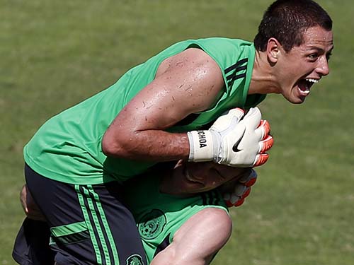 Cameroon - Mexico: "Sao thất sủng" đại chiến