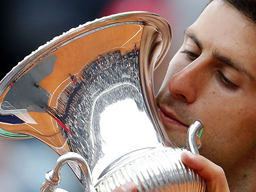 Djokovic chờ soán ngôi Nadal