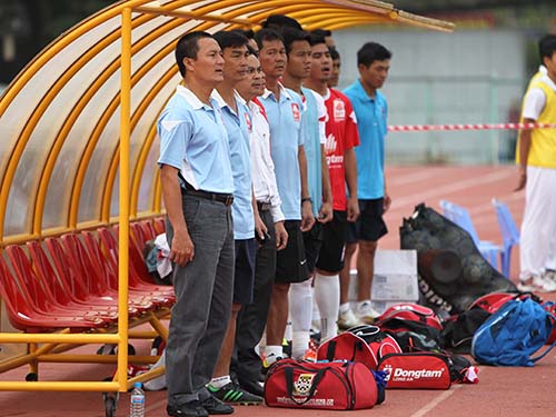 ĐTLA không thay HLV