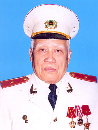 Thiếu tướng Phan Văn Xo&agrave;n
