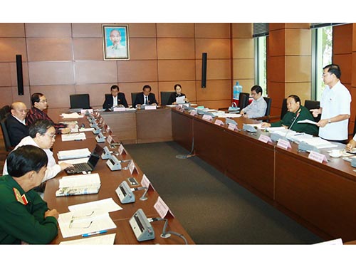 Rượu, bia, thuốc lá sẽ chịu thuế rất cao