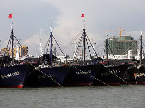 Trung Quốc bịt mắt dư luận