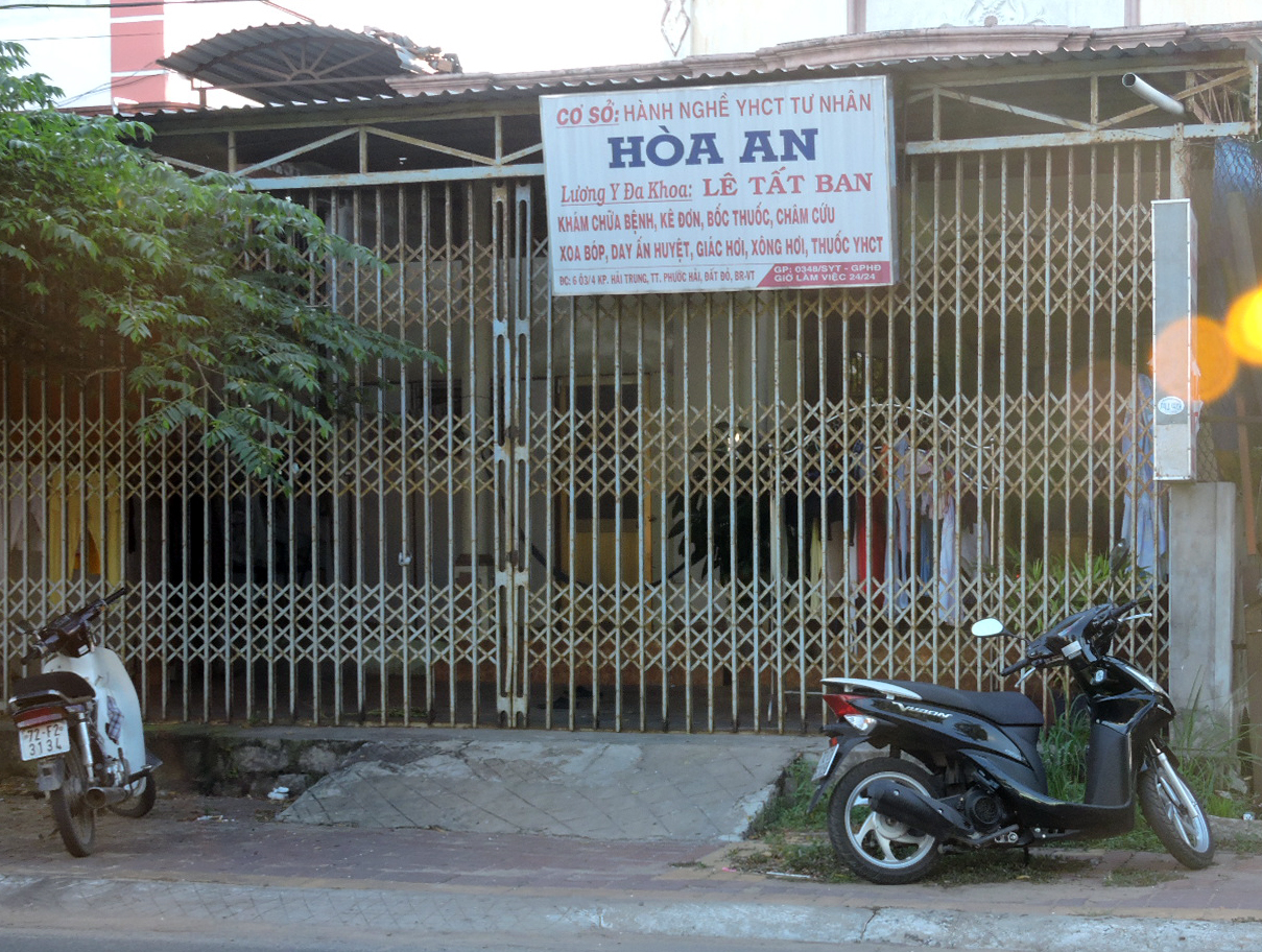 Đánh chủ tiệm massage hôn mê vì bị mất tiền