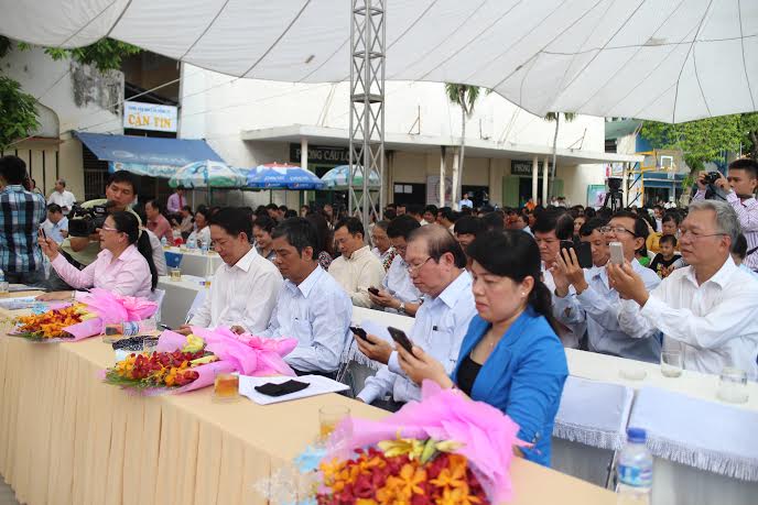 Nhắn tin ủng hộ Hoàng Sa, Trường Sa