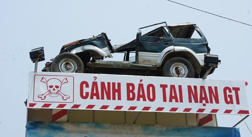 Biển cảnh báo tai nạn giao thông 'độc nhất vô nhị'