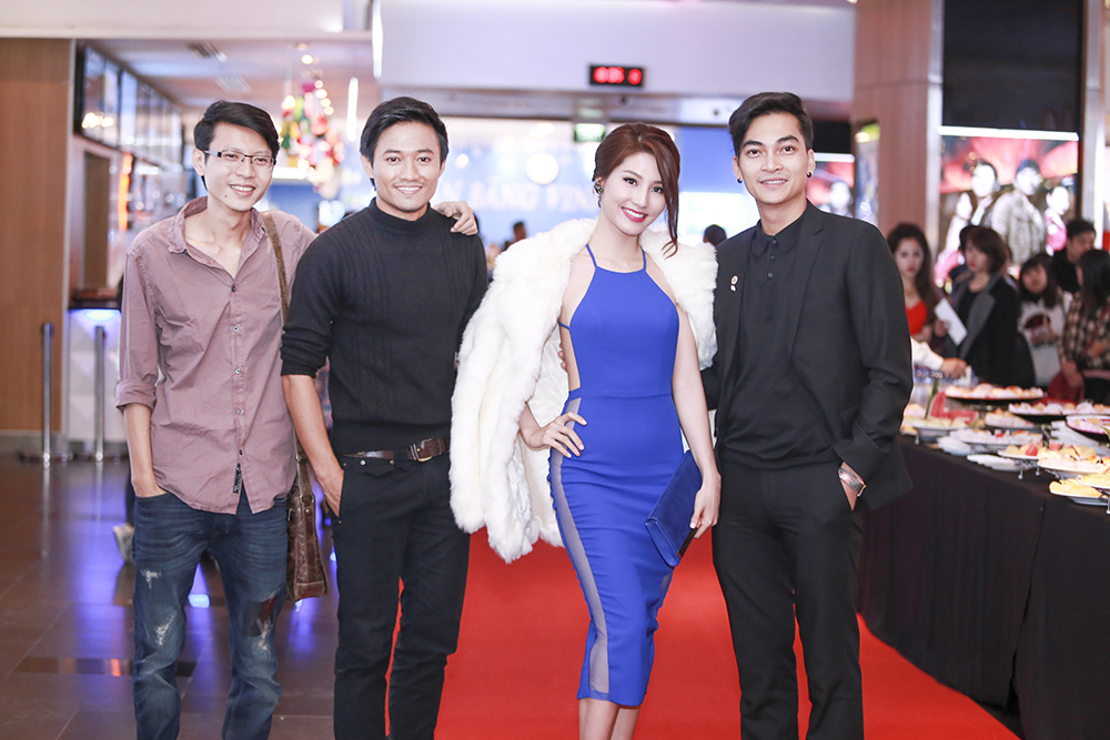 đạo diễn Phan Minh và các diễn viên chính của bộ phim