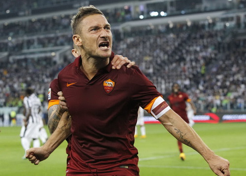 Niềm vui không trọn vẹn của lão tướng Totti