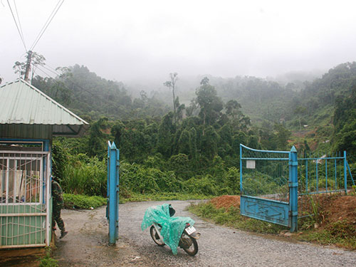 Nh&agrave; m&aacute;y V&agrave;ng Phước Sơn