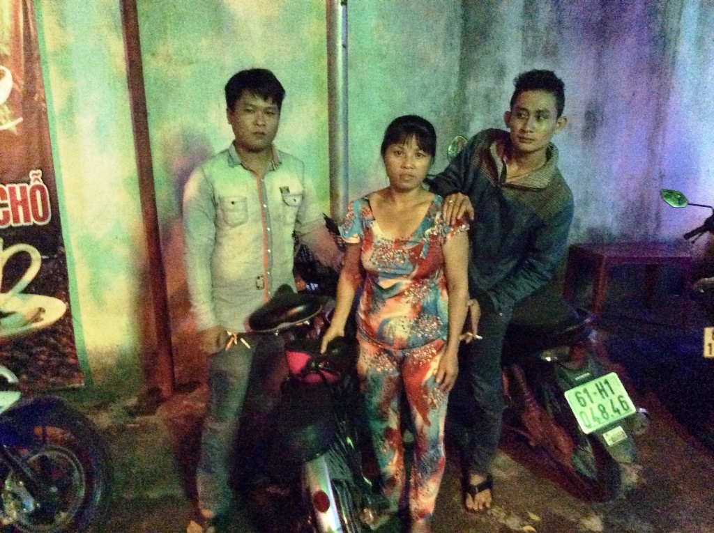 Bắt "nữ tặc" nhiều lần trộm xe đạp điện