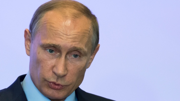 &Ocirc;ng Putin n&oacute;i với b&agrave; Merket: Bất kỳ tr&igrave; ho&atilde;n n&agrave;o th&ecirc;m nữa đều kh&ocirc;ng thể chấp nhận được. (ảnh minh họa: Reuters)   