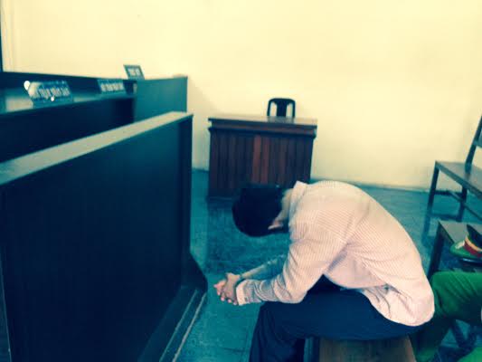 Đưa em gái buồn đời vào khách sạn, thiếu niên lãnh án
