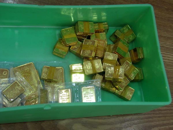 Giá vàng bất ngờ tăng cả triệu đồng mỗi lượng