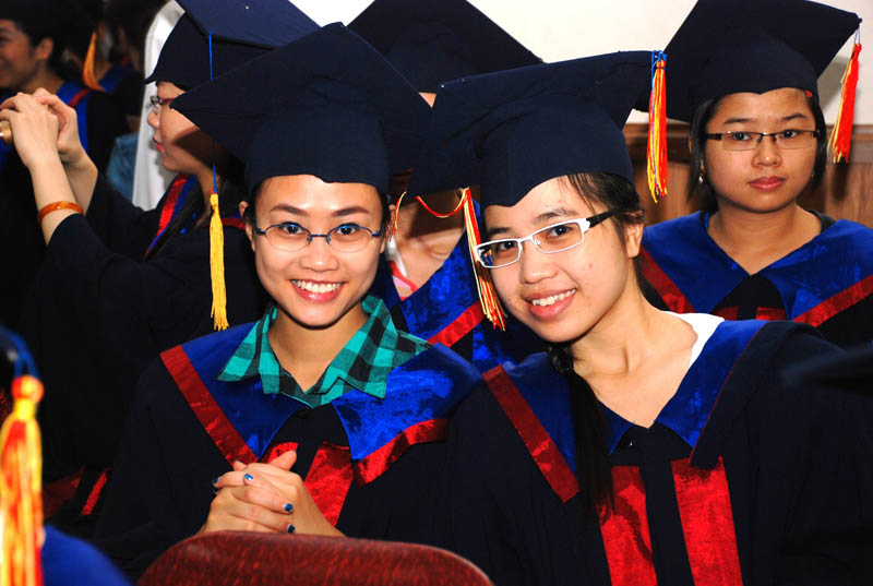 “Mua” việc