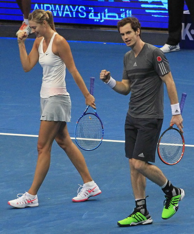 Murray và Sharapova thua vẫn vui sau trận đôi với Bopana-Mirza