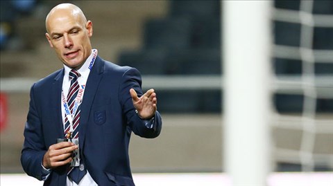 Trọng tài nổi tiếng Howard Webb