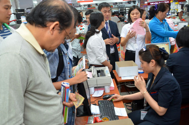 Quầy thanh to&aacute;n lu&ocirc;n trong t&igrave;nh trạng qu&aacute; tải