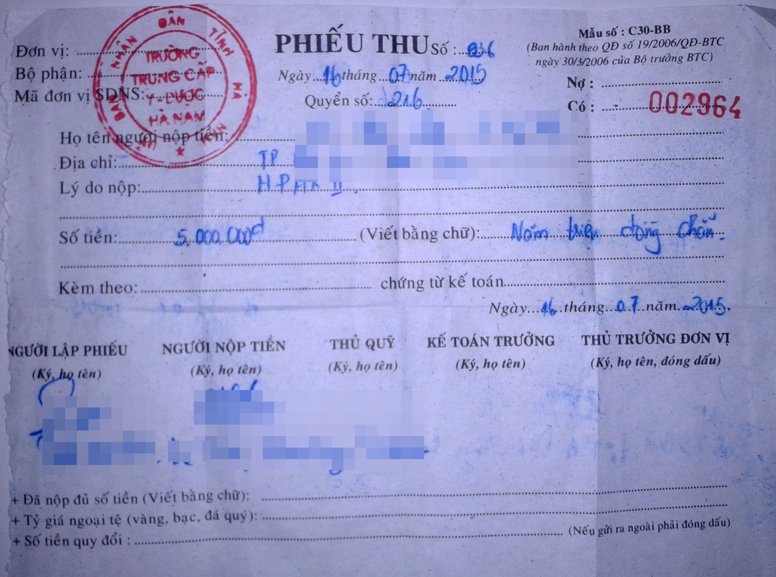 Phiếu thu tiền của một học vi&ecirc;n