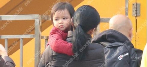 Lần đầu lộ ảnh con gái “Thiên vương” Lưu Đức Hoa