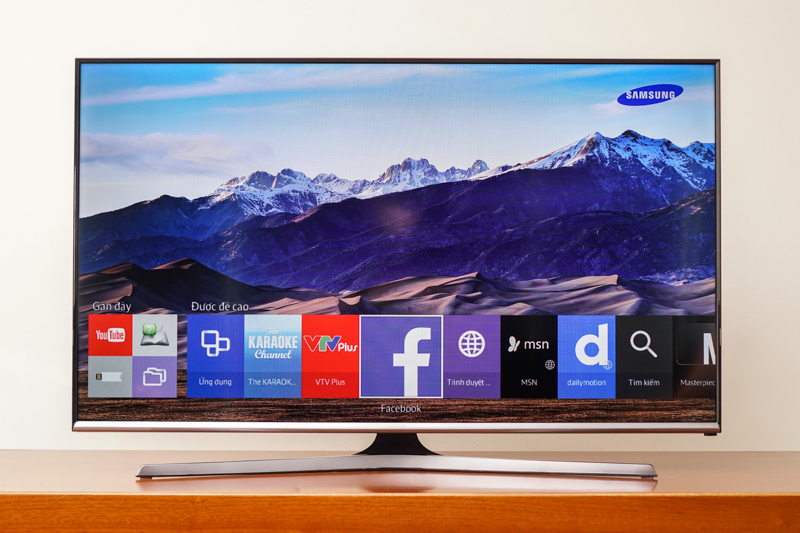 Samsung J5500, Smart TV chạy Tizen rẻ nhất tr&ecirc;n thị trường.