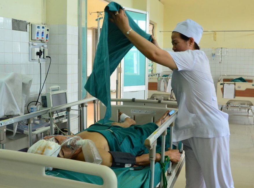 &Ocirc;ng Phạm Văn Ho&agrave;ng vẫn đang trong t&igrave;nh trạng nguy kịch