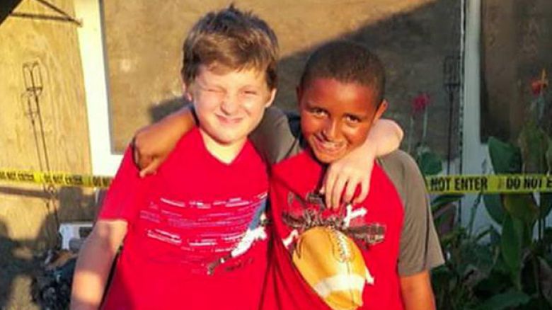 Jeremiah Grimes (tr&aacute;i) v&agrave; Isiah Francis (phải) được khen ngợi dũng cảm. Ảnh: Fox News