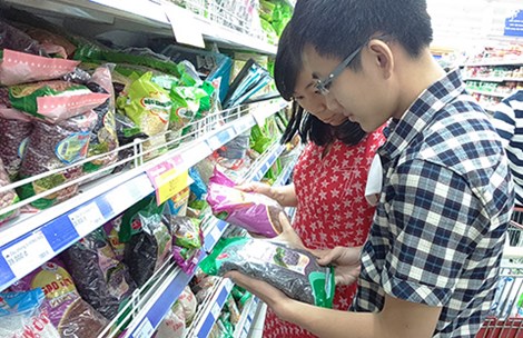 "Gánh" gạo bán tận nhà khách hàng