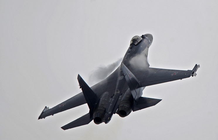 Triều Ti&ecirc;n đề nghị mua chiến đấu cơ Sukhoi Su-35 của Nga. Ảnh: ITAR-TASS
