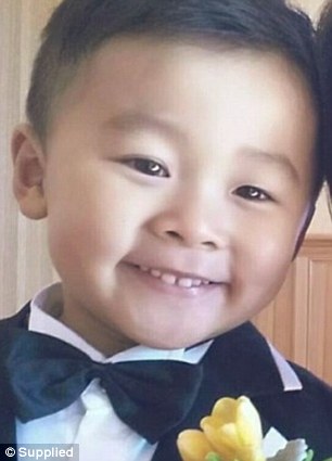 Cậu b&eacute; Alistair Mach. Ảnh: AAP