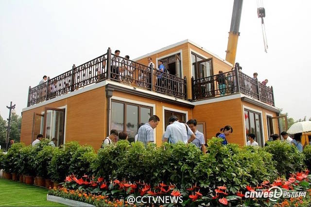 Căn biệt thự ho&agrave;n th&agrave;nh hộm 17-7. Ảnh: CCTV