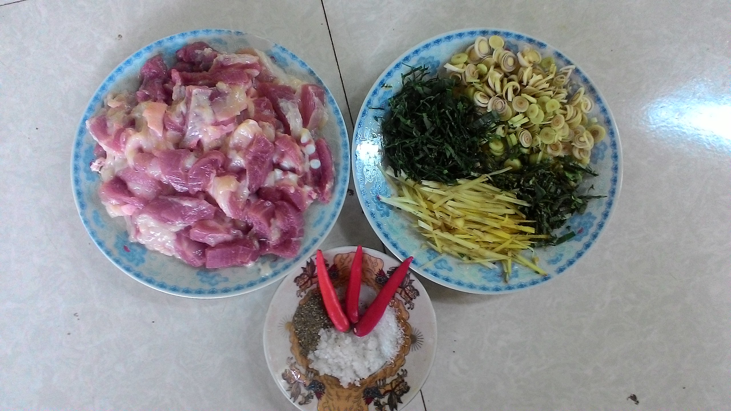 Nguyên liệu cho món thịt nướng lá chuối