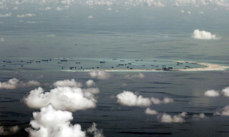 Mỹ v&agrave; Malaysia b&iacute; mật đ&agrave;m ph&aacute;n để chống lại Trung Quốc ở biển Đ&ocirc;ng. Ảnh: Reuters