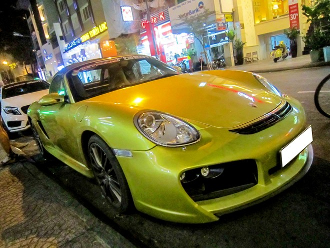 Xe thể thao Porsche Boxster S độ th&acirc;n vỏ ở S&agrave;i G&ograve;n