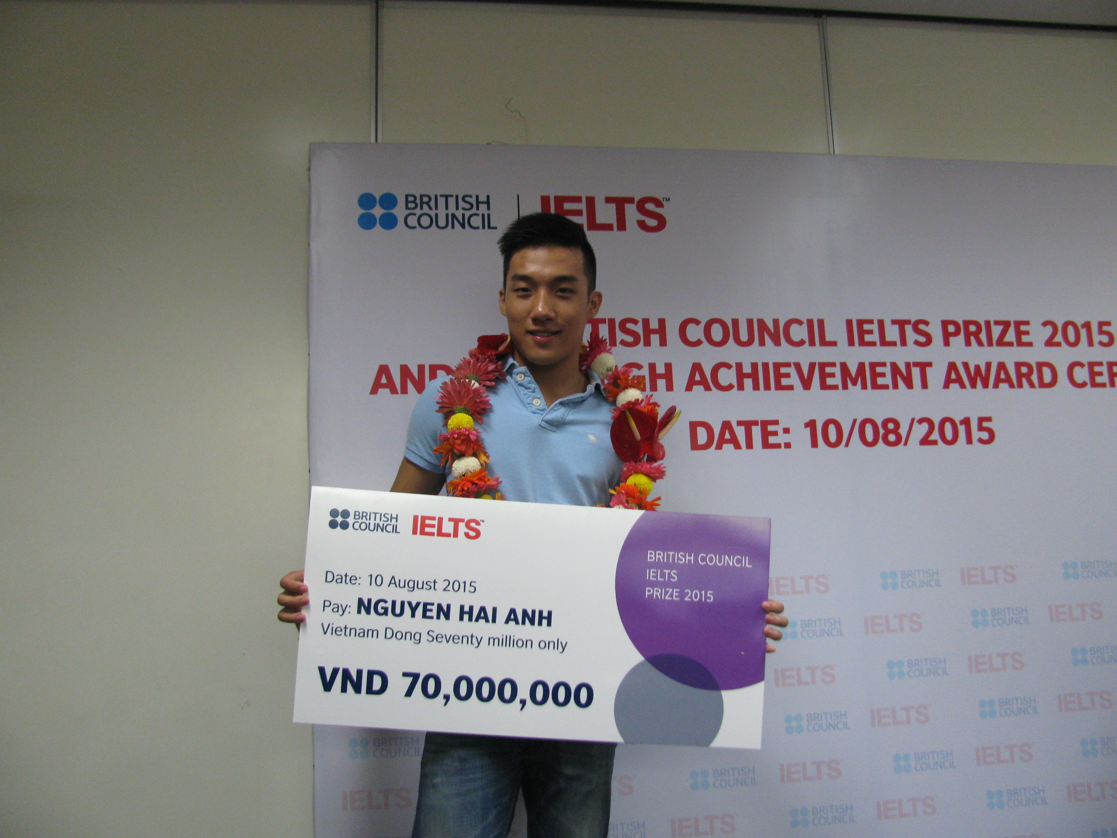 Nguyễn Hải Anh - một trong bốn qu&aacute;n qu&acirc;n kỳ thi IELTS 2015 tại Việt Nam