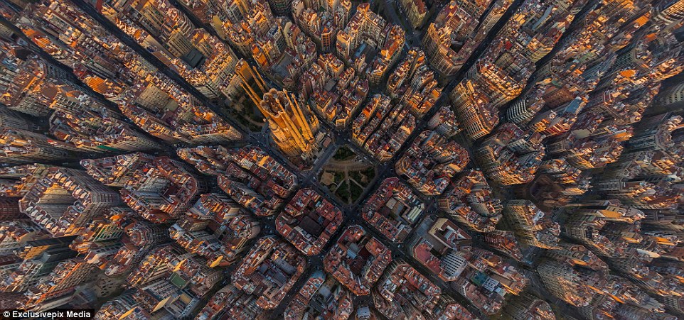 Barcelona: There are more than 2,000 photos in the album showing over 200 famous locations of the planet