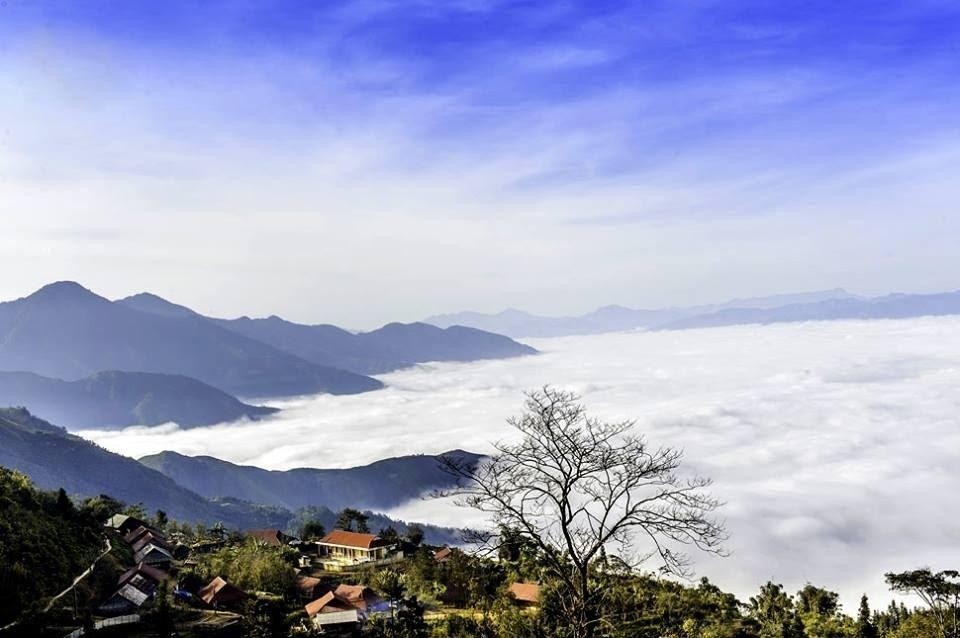 C&oacute; một biển m&acirc;y bồng bềnh ở S&igrave;n Hồ